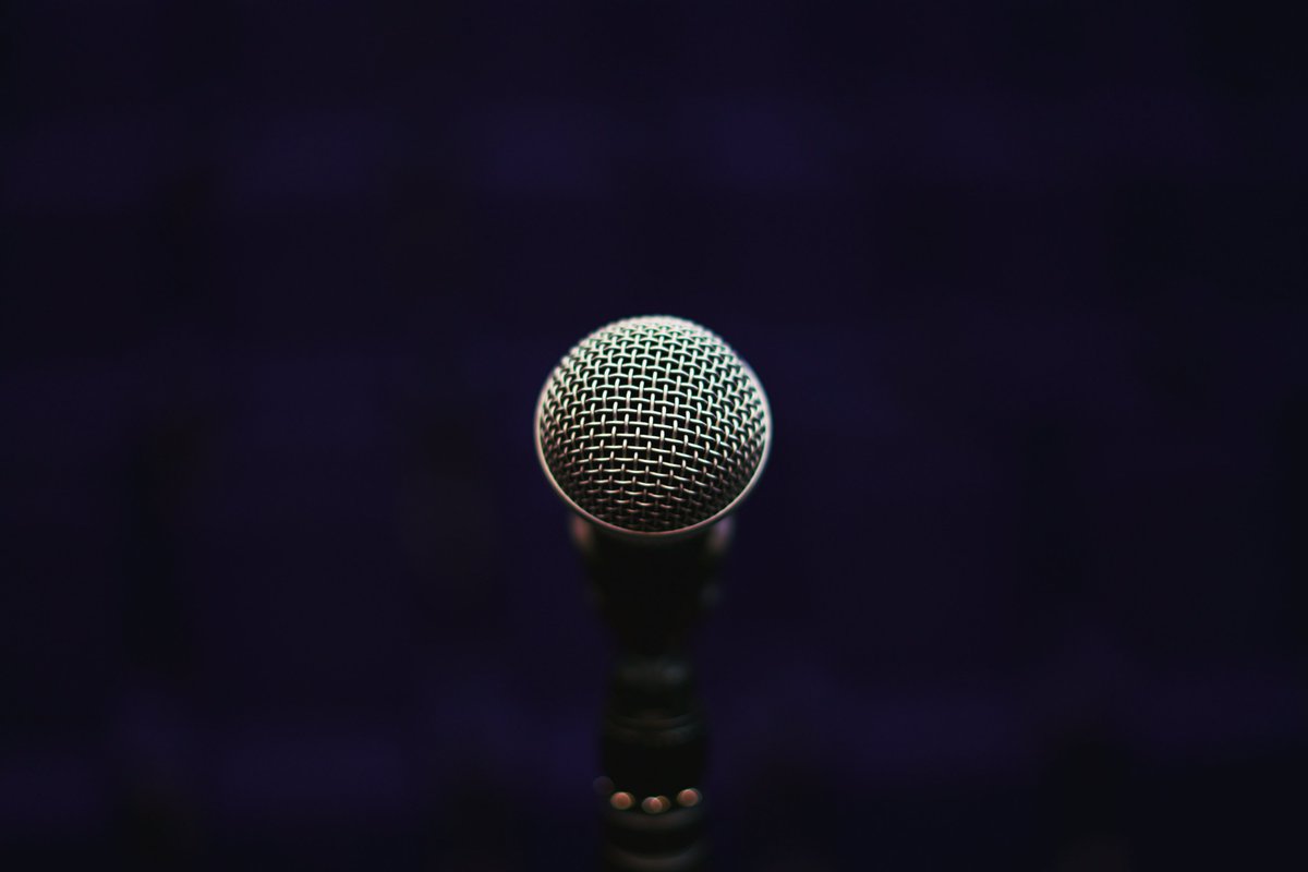 IAmLoudPro's tweet image. We're taking a pause for the Fringe - but we have one more open mic feature out Loud Poets Central Slam Champion Georgia Bartlett-McNeil!

31st of July from 7pm at the Kilderkin
Signups are open until Monday 24th July
forms.gle/ustGgPbDs4JtY1…

Photos: @JackHinksMusic! 
#LoudPoets