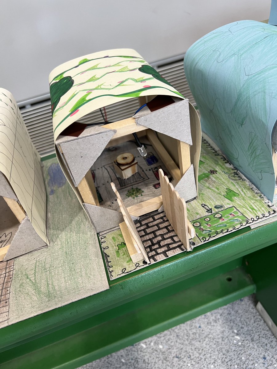 My final day with Y6 <a href="/BFootAllerton/">Beckfoot Allerton Primary School & Nursery</a> - they will be truly missed. What a lovely group of children. Have the BEST time at secondary school! #primaryDT #workshops 

And I’ll see the rest of you in September! ❤️🙌💥🧰🔨🪚🔧