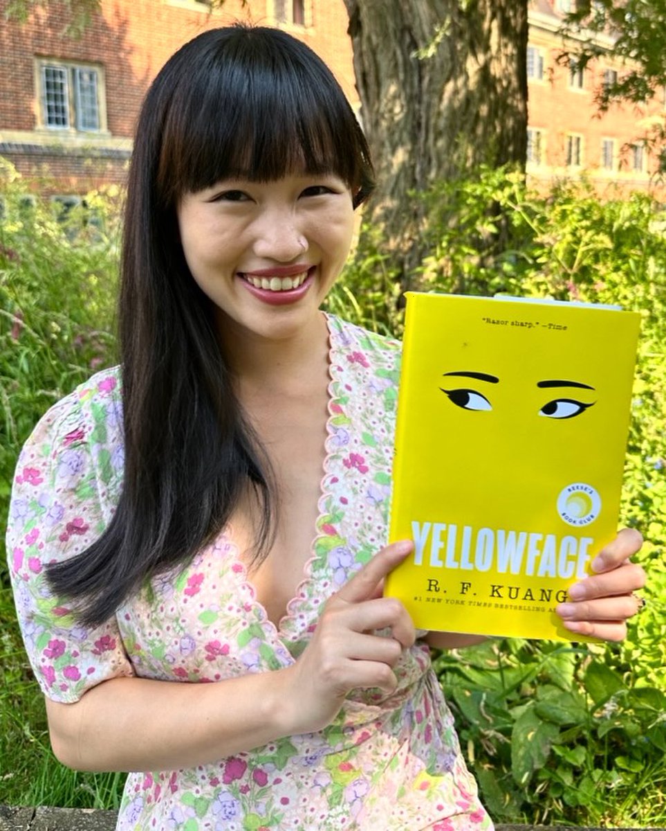 Ten bite-sized 15 minute morsels of this juicy novel available to stream for free all over the world! Had roughly 100 anxiety attacks thinking about recording this one, hope you like it. YELLOWFACE, by Rebecca F. Kuang (@kuangrf) 🎧: bbc.co.uk/sounds/play/p0…