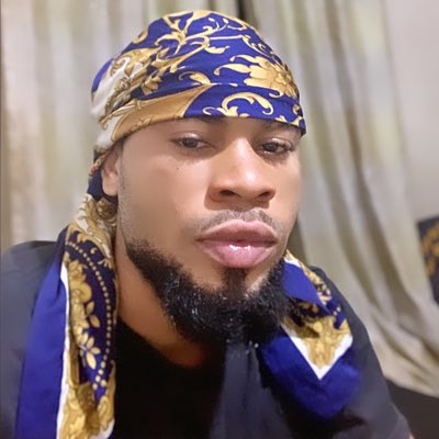 laughmancomedy's tweet photo. #NewProfilePic https://t.co/7Y1EkvKTNL