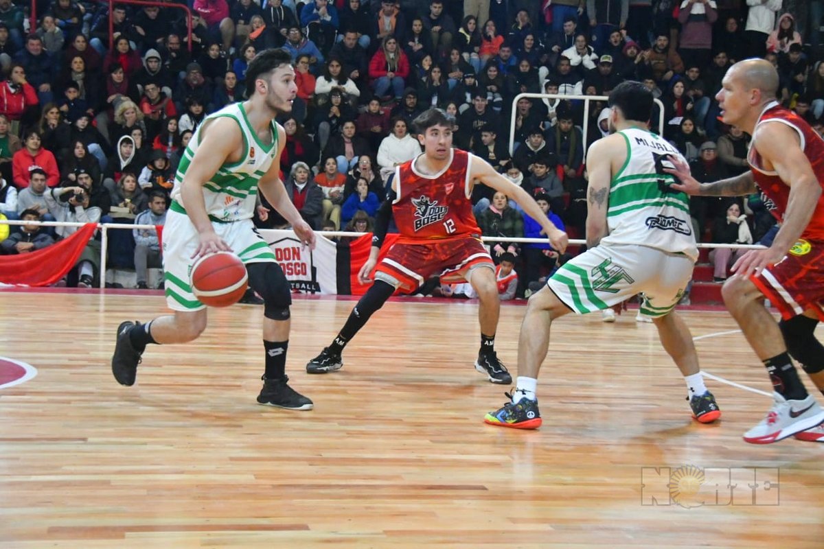 🏀 Se impuso por 81-74 ante Hindú. Así la serie quedó 2-2. Habrá campeón el viernes. diarionorte.com/234118-don-bos…