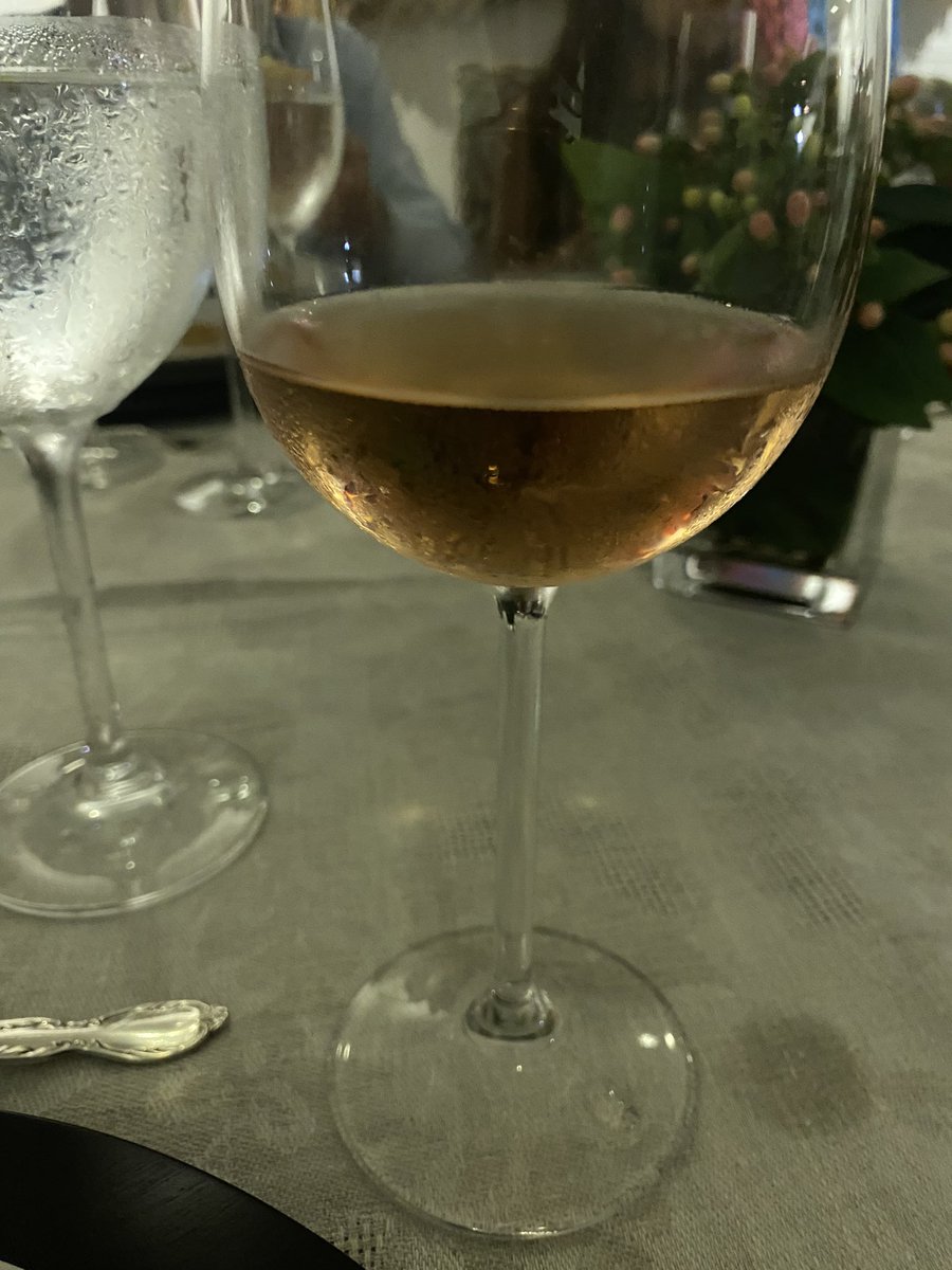 Le Bon Vin #inmyglass tweet media