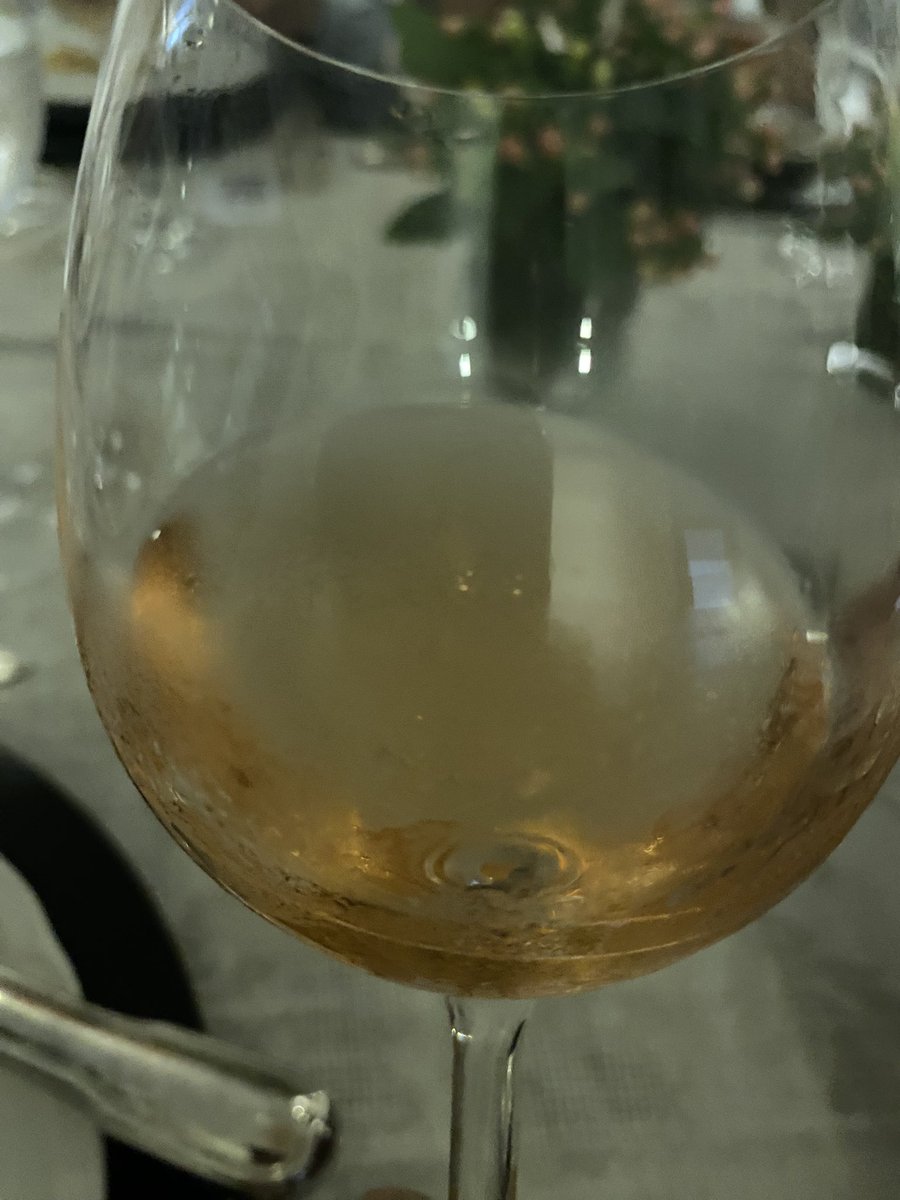 Le Bon Vin #inmyglass tweet media