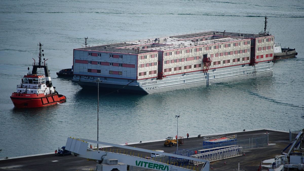 What a fantastic ferry this #migrantbarge would make! Fill it up with illegal aliens and tow them back to France, 500 at a time.