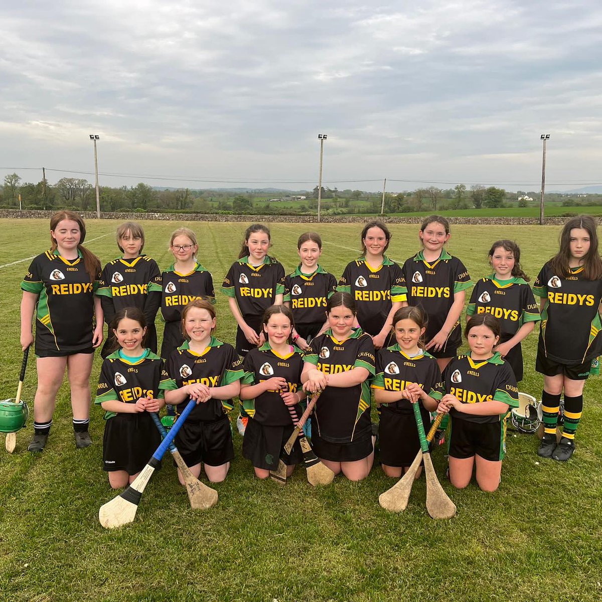 Delighted to sponsor the 2 @camogietipp County Finals that @DuharraCamogie are contesting this week - the best of luck to all involved! Best of luck also to the Tipp Senior and Junior Camogie sides in their respective semi-finals this weekend!