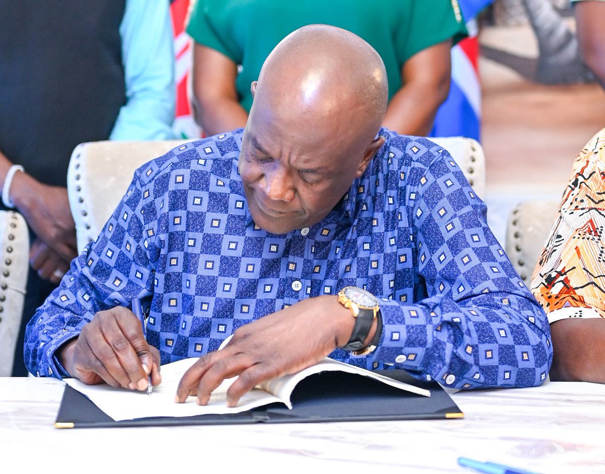 Amref_Kenya's tweet image. Today, led by our Country Director, @NdiranguWanjuki, we have signed a partnership agreement with His Excellency, @GideonMungaroM, Governor, @KilifiCountyGov. This is a major step towards strengthening our partnership, providing a clear framework of cooperation and collaboration…