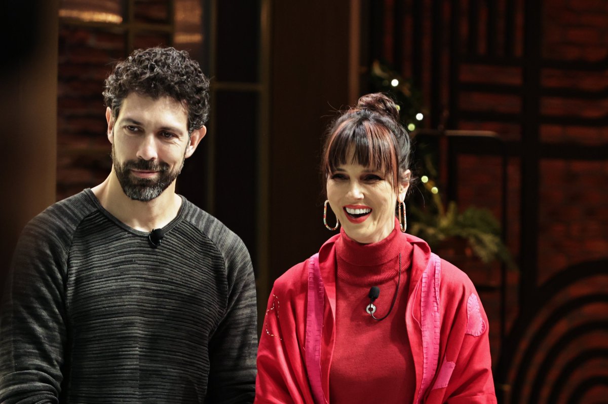 BandEntrete's tweet photo. A noite foi de REPESCAGEM no #MasterChefBr 😱

Quer saber tudo o que rolou no reencontro dos eliminados da temporada? Confira o resumo do episódio ⬇️

🚨 Com spoilers 🚨 https://t.co/15kwjGfoJQ