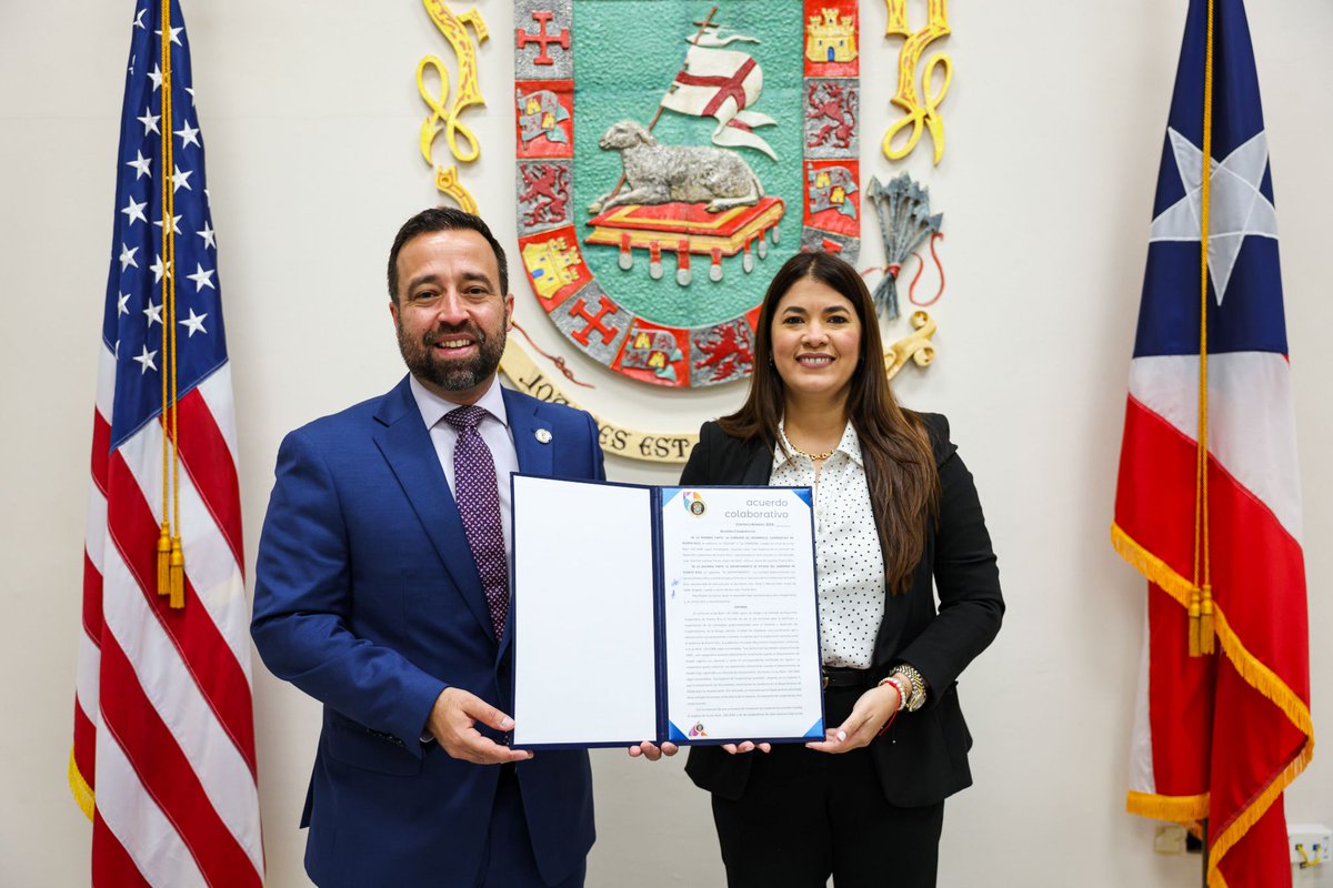 CDCOOPPR's tweet photo. Con el fin de agilizar los procesos administrativos para la operación de cooperativas en PR, @CDCOOPPR y @DeptEstadoPR recientemente ampliaron un acuerdo de colaboración para trabajar cambios en las cláusulas de estas empresas sociales de manera mas ágil. https://t.co/EMJif1AXS1