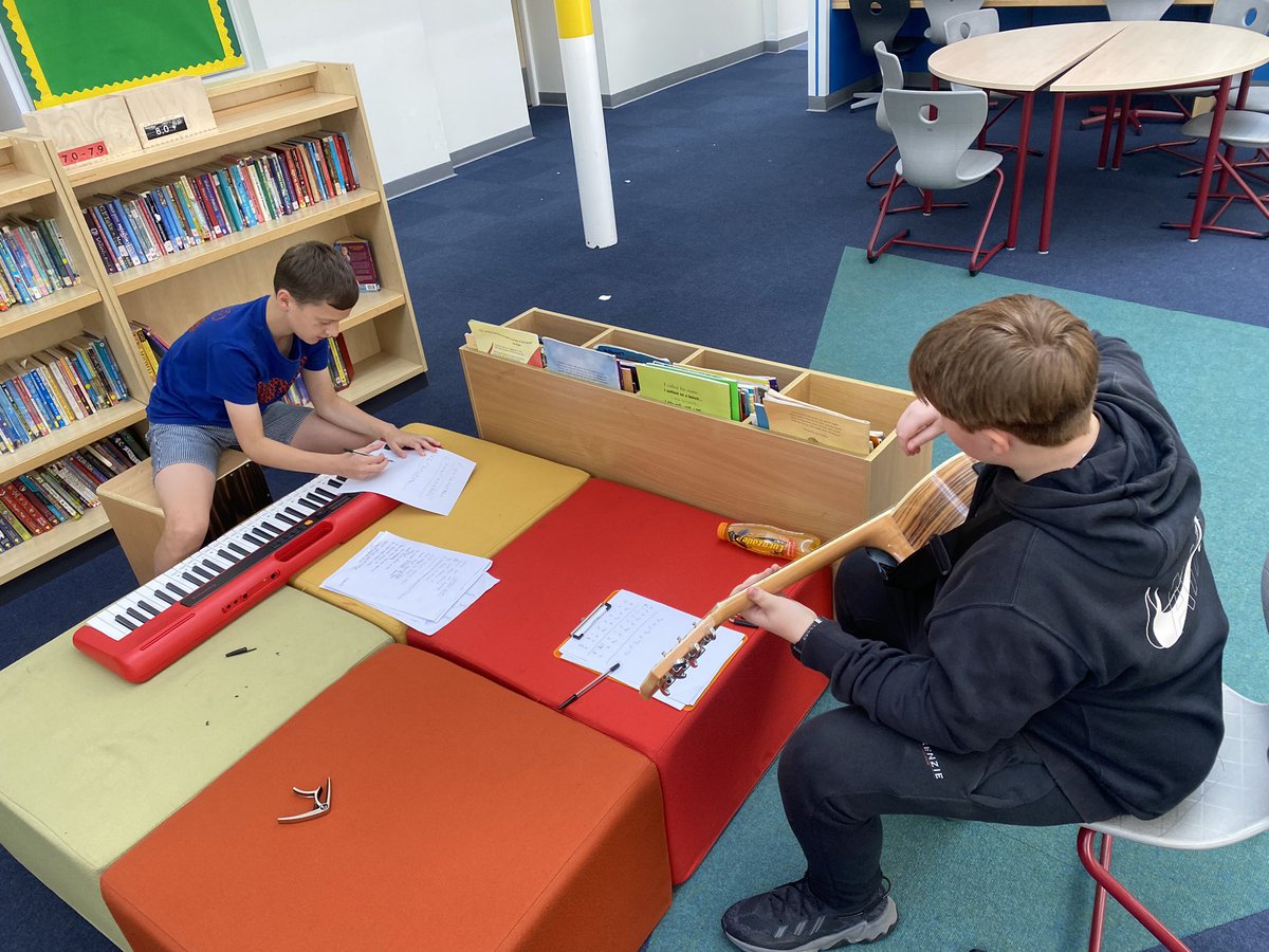 East Ayrshire Remembering Together tweet media