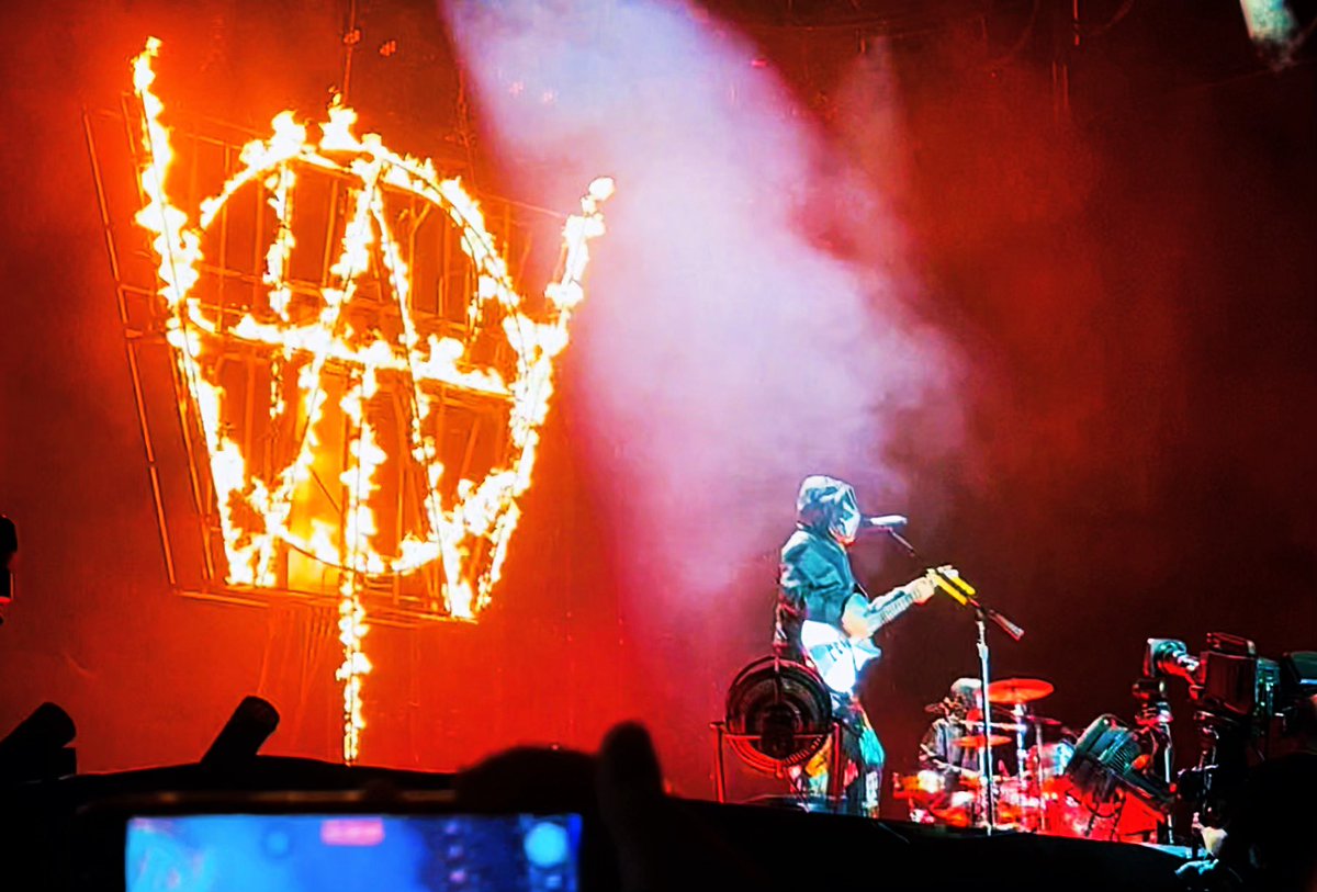 sasa_baah's tweet photo. MUSE Live at Rome Olympic Stadium

2017年の来日以降めちゃくちゃ久しぶりのmuseでした🙏✨ https://t.co/aZRNsjHrrH