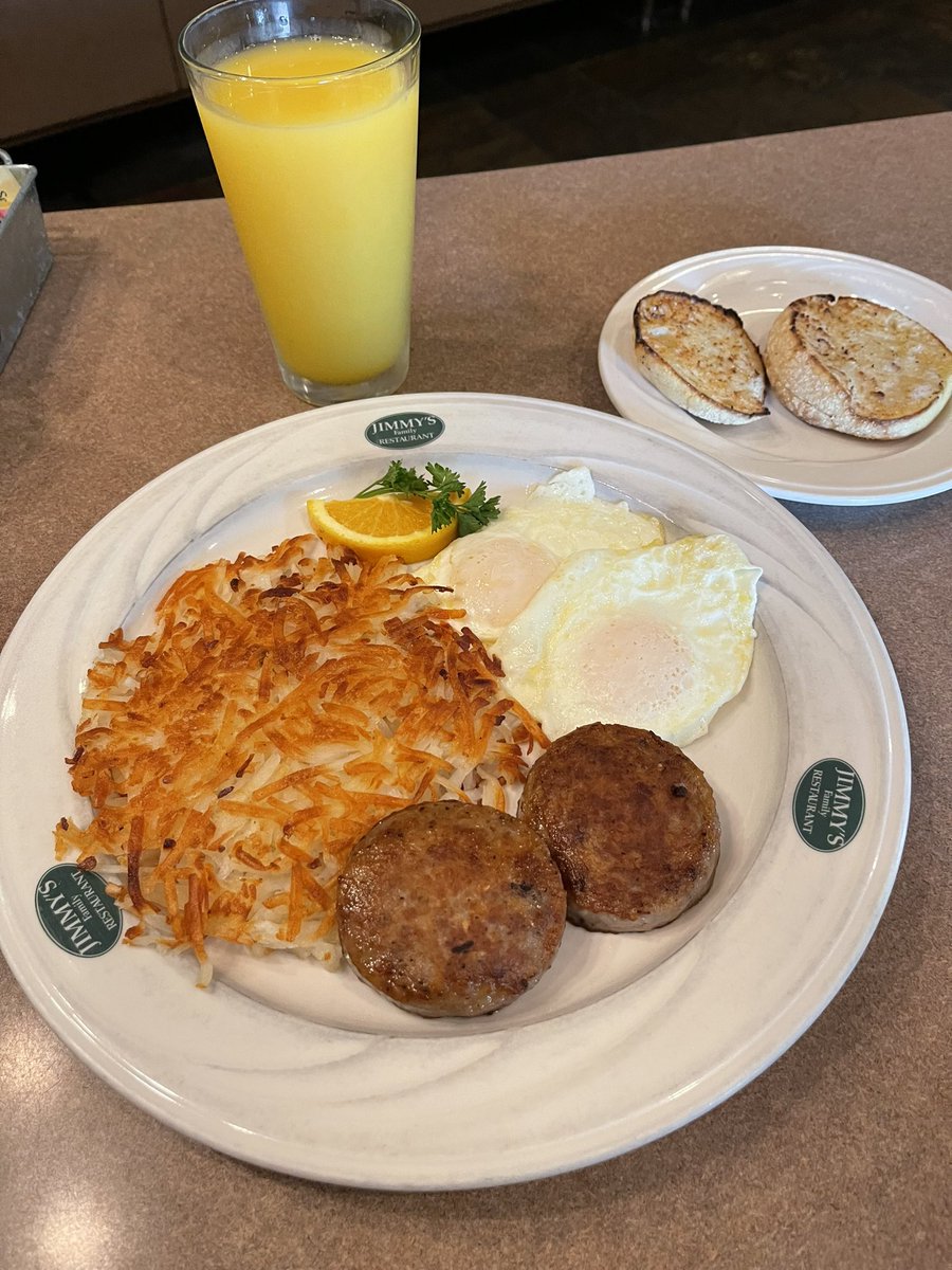 Dan Kellogg tweet media