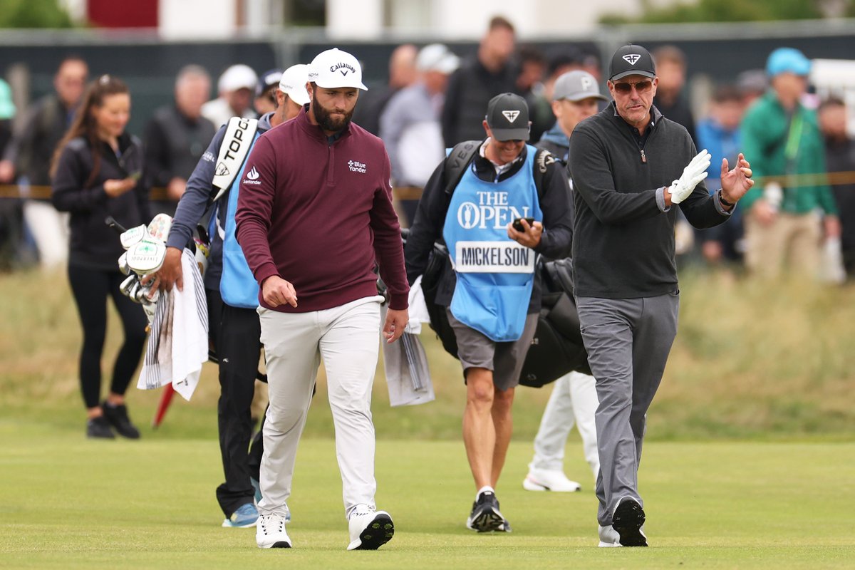 KylePorterNS's tweet image. Every single photo of these two makes it look like Phil is trying to talk Rahm into something that's "technically not illegal."