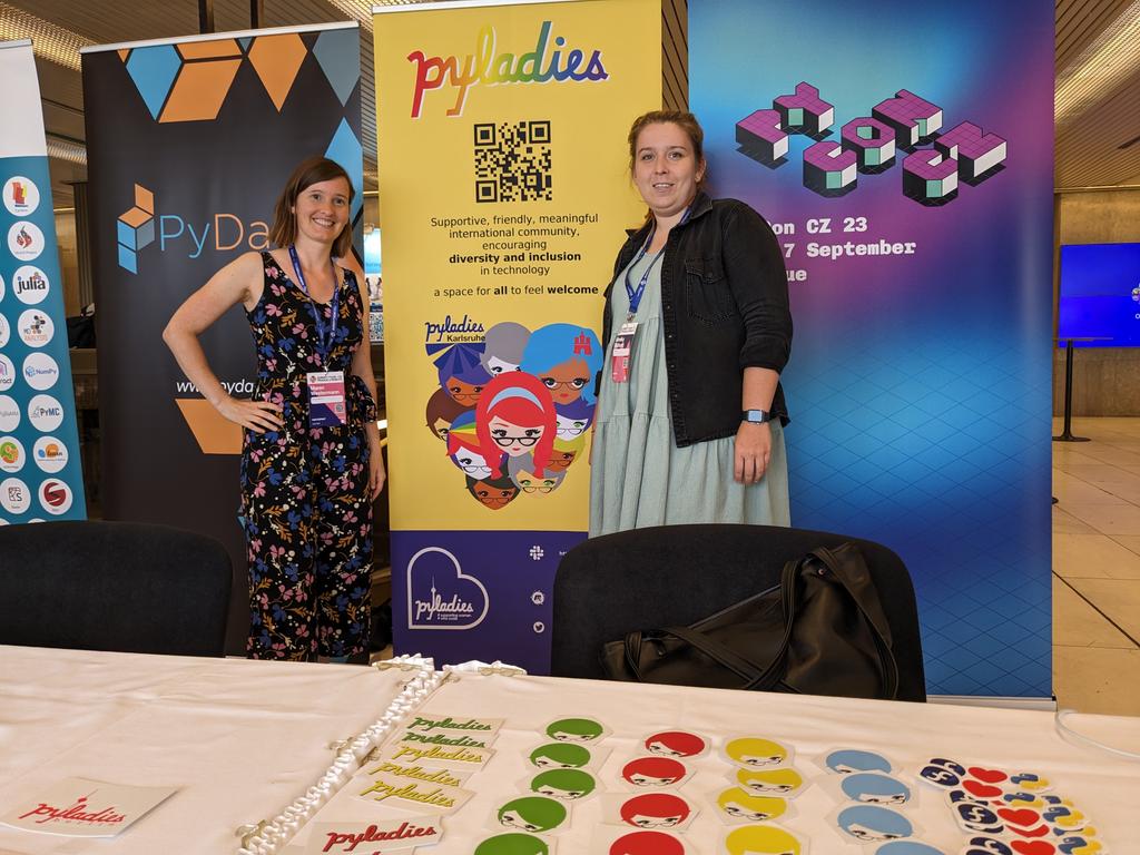 Attending #EuroPython2023 ? Make sure to stop by our PyLadies booth! You can find us in the main hall. We're looking forward to seeing you there! 😊 @PyLadiesCZ