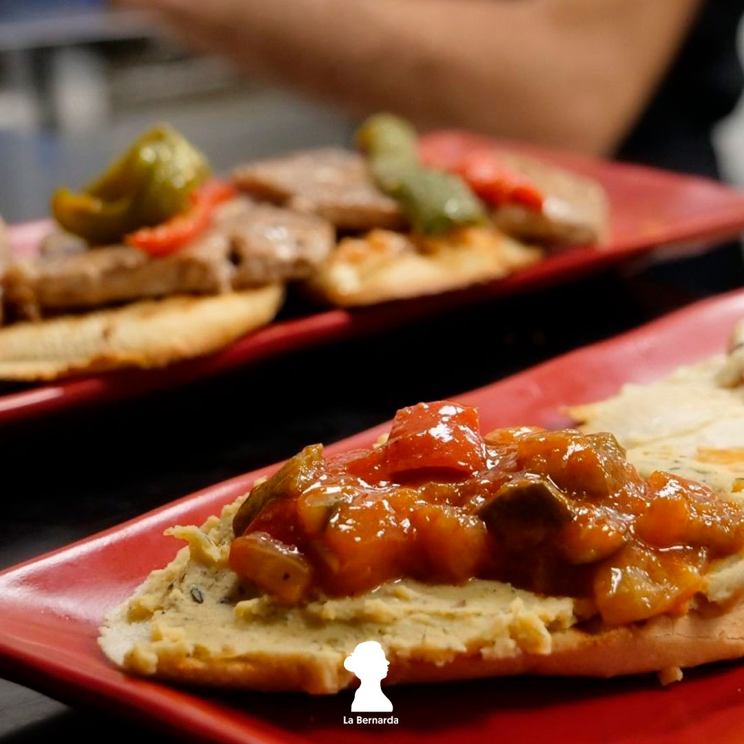 Si no se te hace la boca agua con esta foto no tienes corazón...💔

📍 La Bernarda (Centro de Ocio Zig Zag)
☎️ 661 70 02 93

📍 La Bernarda (Santa Eulalia)
☎️ 968 21 91 83

#labernardamurcia #labernarda #restaurantes #murcia #santaeulaliaaeulalia