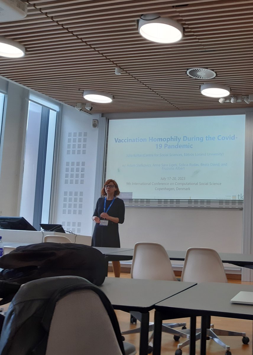 What a thrilling presentation from <a href="/koltaijuli/">Julia Koltai</a> at #IC2S2 2023 in Copenhagen about vaccination homophily during the covid-19 pandemic! Exciting research and results!