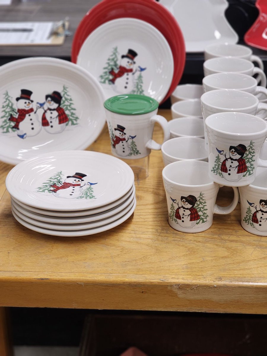 Fiesta Outlet Stores tweet media