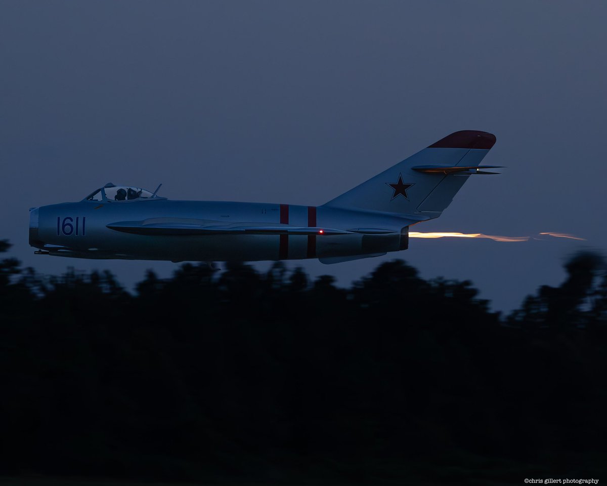 chris_gillert's tweet photo. Late night burner with @randyw.ball. #randyball #mig17 #tylertx #rosecity #canon #canonphotography #canonofficial #canonr5 #av #avgeek #avgeeks #avgeeksassemble #aviation #aviationlovers #aviationdaily #aviationphotography https://t.co/NnZxjdIK2y