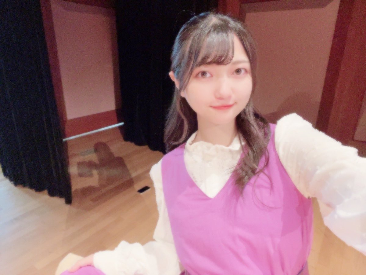 ak428_aaa's tweet image. #乃木坂46  #SingOut!
伊藤理々杏ちゃんポジで参加しました！🏝️
当時のりりあちゃんはハーフアップが多いんです😳
そして聖坂が7周年を迎えました〜！👏
単独ライブ絶賛準備中ですので、楽しみにしていてください〜！⁽⁽ଘ( ˊᵕˋ )ଓ⁾⁾✨
8年目もよろしくお願い致します！◎