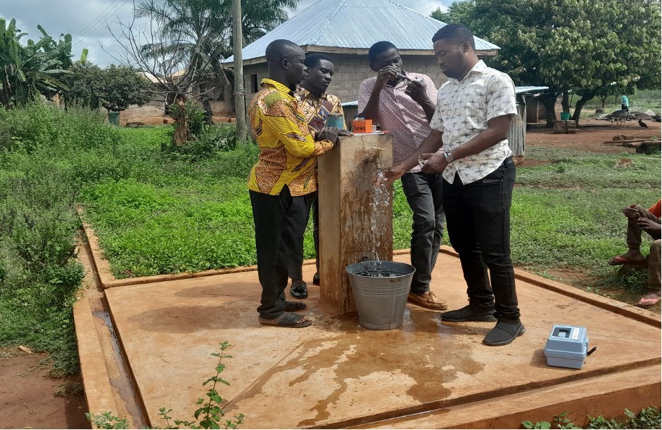 Fourth Round Community Sensitization Exercise on the Water Quality Assurance Fund ✨

#Sensitization #Community #WaterQuality

<a href="/rwesck_knust/">RWESCK KNUST</a> | <a href="/USAIDWater/">USAID Water 💧🚽🧼</a> | <a href="/Aquaya/">Aquaya</a> | <a href="/water_mission/">Water Mission</a> | <a href="/atree_org/">ATREE</a> | <a href="/safewaternet/">Safe Water Network</a> | <a href="/Aguaconsult/">Aguaconsult</a> | <a href="/RuralWaterNet/">RWSN</a>