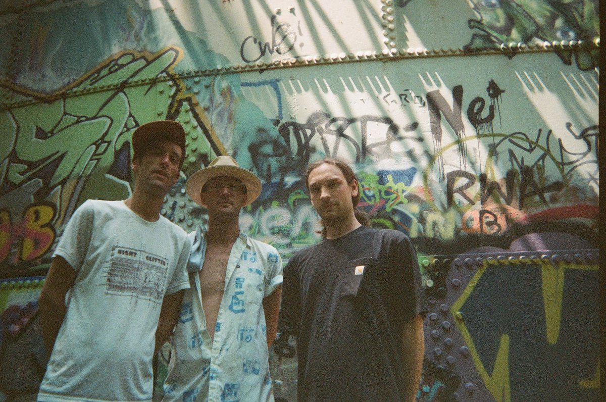 ChaseTheArt's tweet photo. Film. Old expired film.
#FlyingObjectIsABand https://t.co/rf2bPVGktK