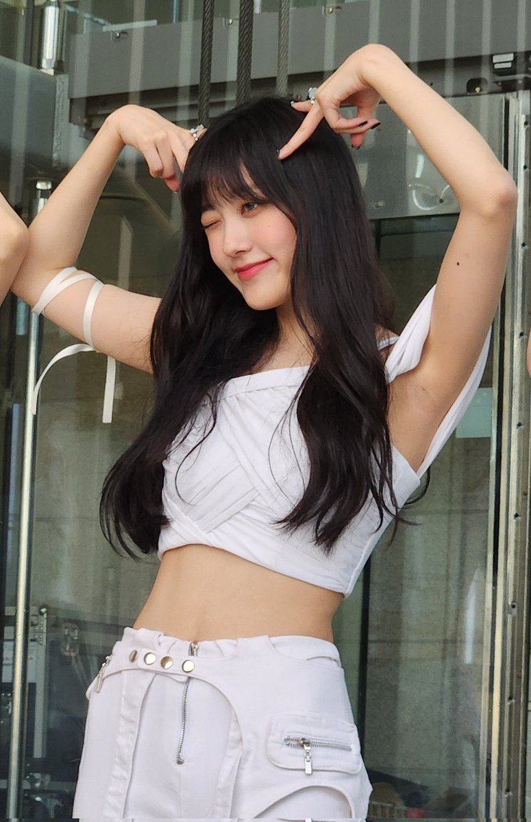 choerry pics tweet media