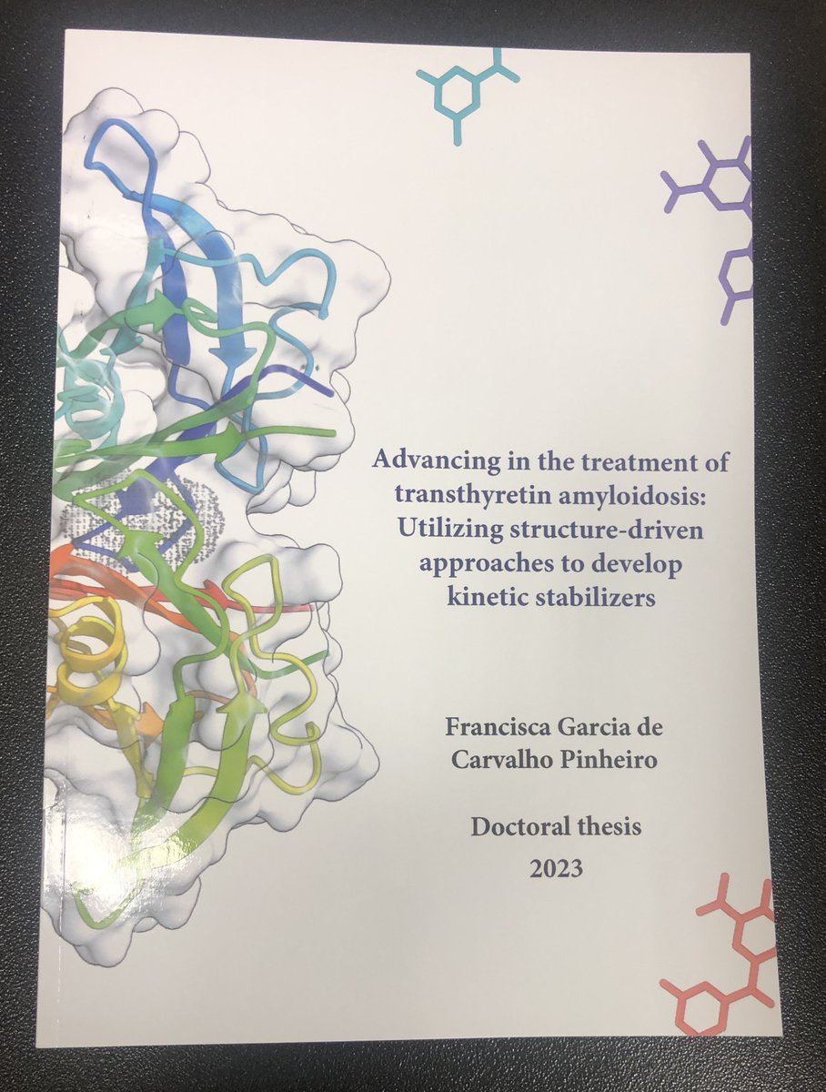 What a beautiful book <a href="/chicagpinheiro/">Francisca Garcia Pinheiro</a> gave us yesterday!
It has been a privilege to have you in the lab these years Dr. Pinheiro!