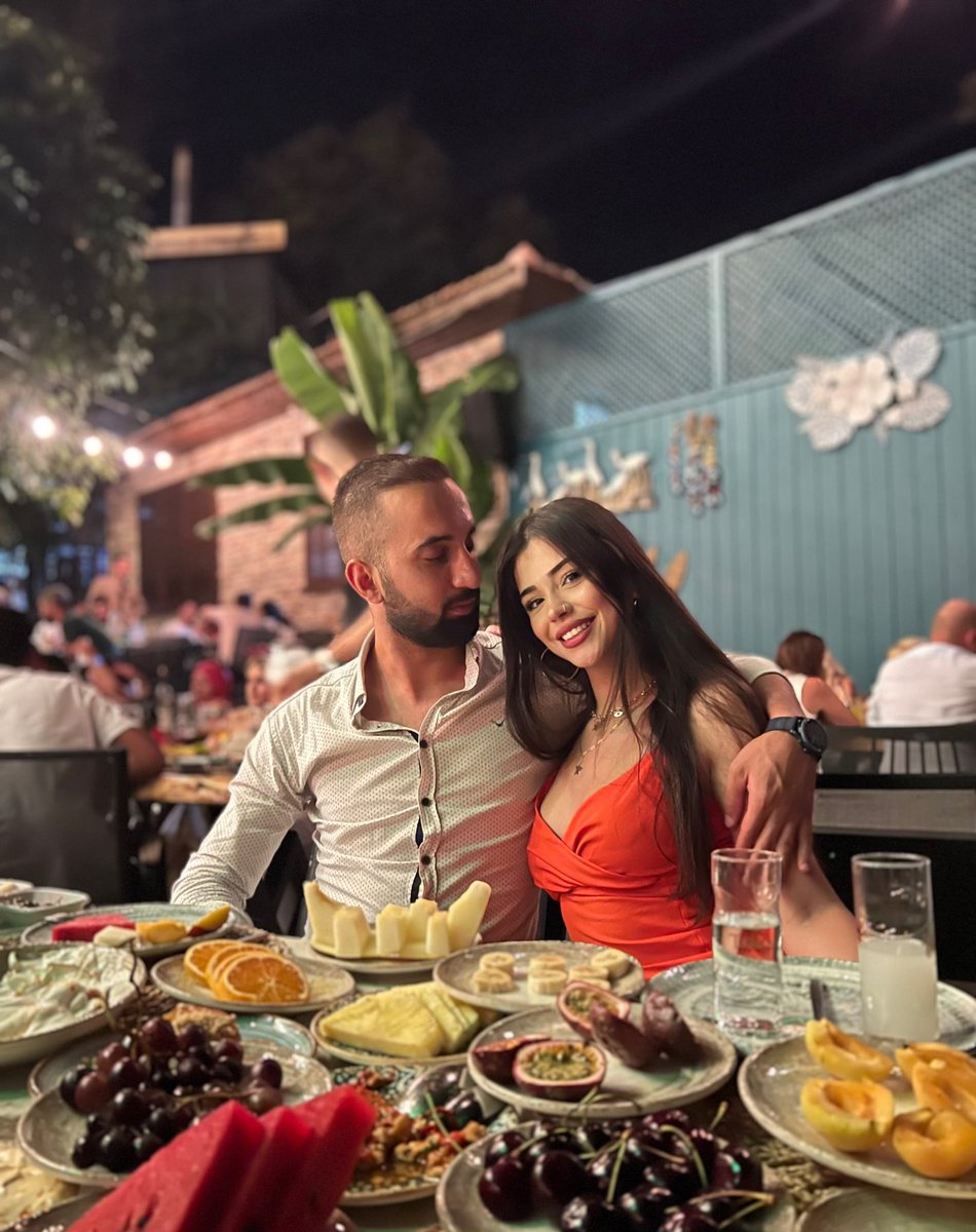 Hakkımızda bahsederken Maşallah demeyi unutmayın;)