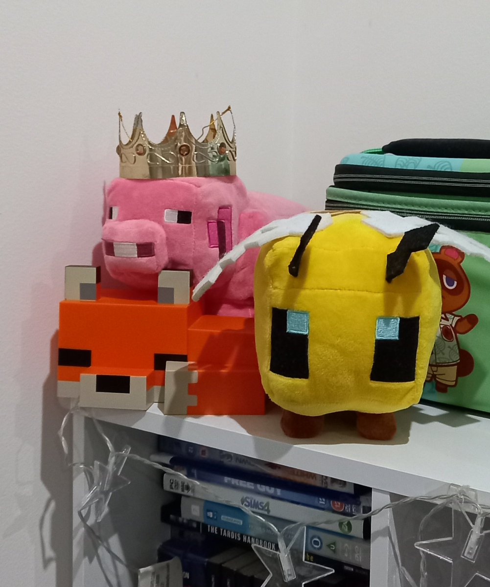 //lil minecraft corner on my shelf. Also will be opening a multiplayer minecraft server thing so I want to play with others as well as stream it. Should be opened sometime next week if anyone is interested