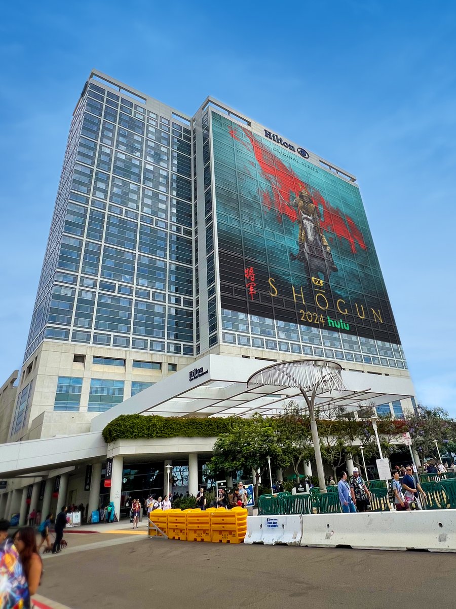 pr1marycolor's tweet photo. Thrilled to have been a part of Comic-Con weekend once again with this larger-than-life building wrap! 

Spanning an impressive 238’ x 226’, this eye catching installation took just 4 days to come to life. 

#shogunfx #comiccon #buildingwrap https://t.co/vpmWX4BUXJ