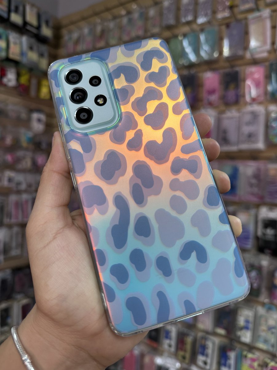 LasCarcasas's tweet photo. Nuevos diseños disponibles para entrega inmediata. #miercoles #cases #nuevos #samsung https://t.co/w092DWGUA1