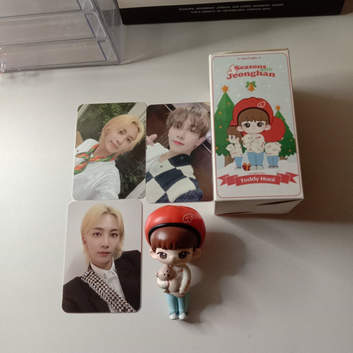 wooahae__e's tweet photo. wts lfb seventeen jeonghan pc and jeonghan bar figurine

set price : 1.3k can lower to 1.2k 
🏠 : Antipolo
Mop : Gcash or COD
Mod : Same Day Delivery and Ggx only

with official freebies https://t.co/MStVgcnZWG