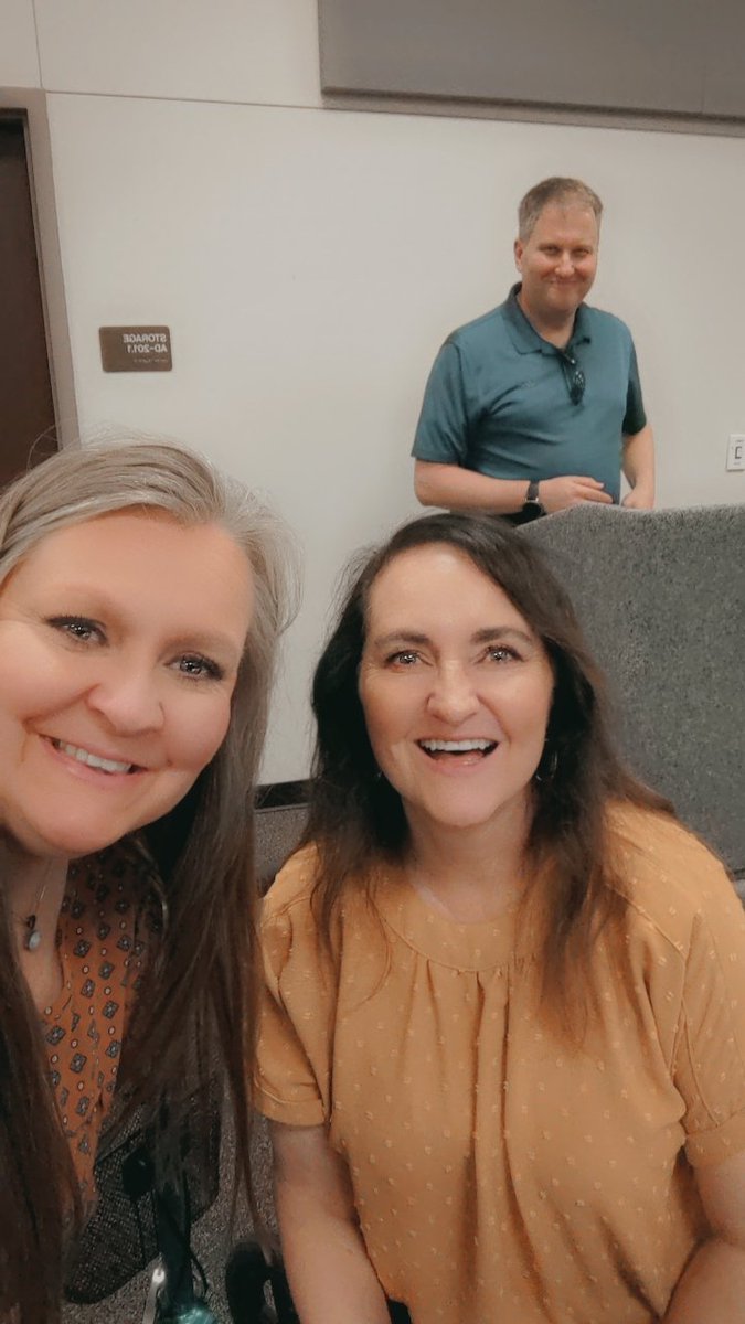 Shout out to the Best Presenter <a href="/gifted_guru/">Lisa Van Gemert</a> and her husband!! Each year, I look forward to Lisa Van Gemert sessions! 🎉 #GT
#EngageNISD <a href="/EngageNISD/">ENGAGE Northwest ISD</a>