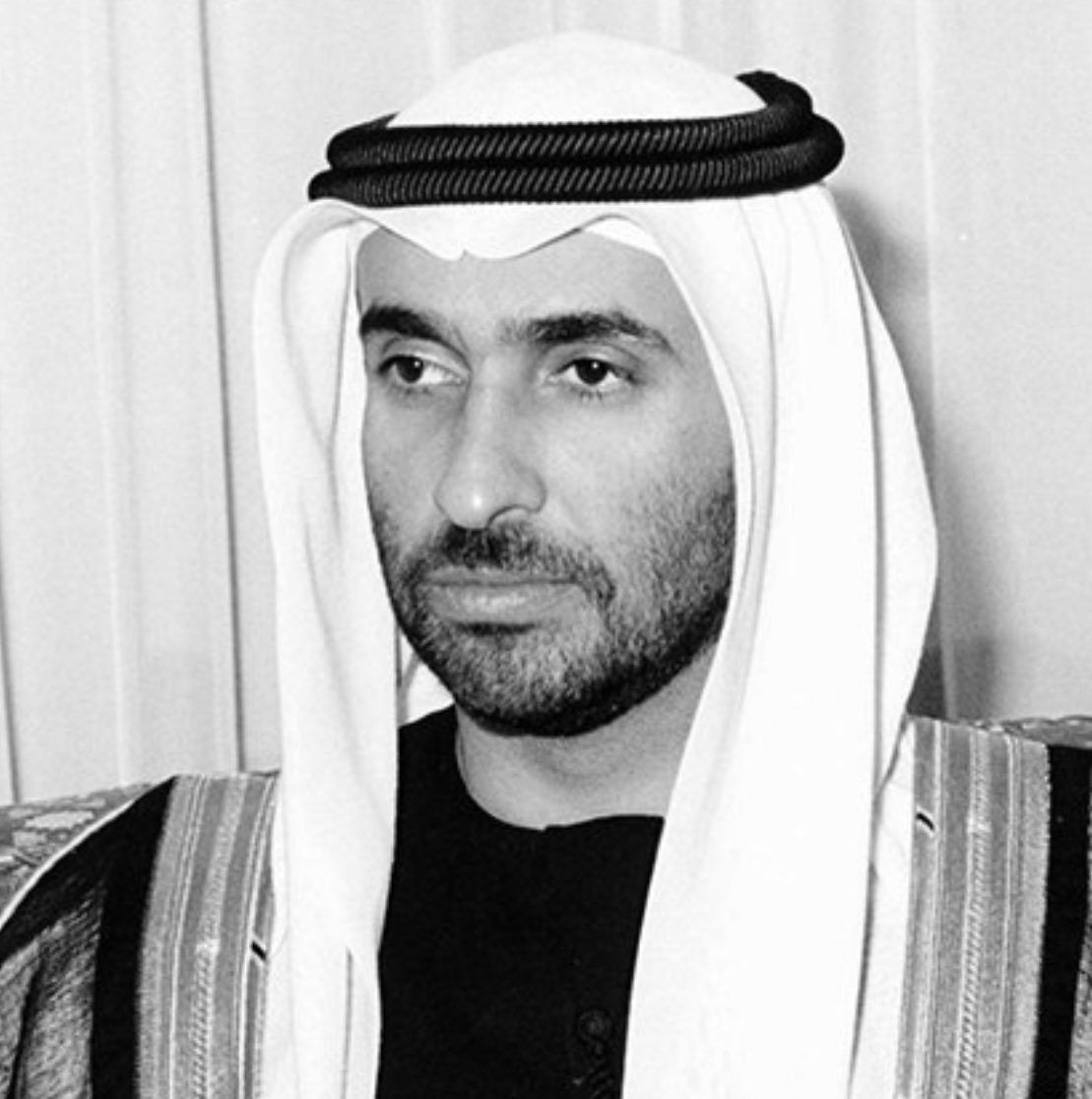 رحل صاحب القلب الكبير 💔
اللهم لا اعتراض ولا حول ولا قوة الا بالله 

رحم الله الشيخ سعيد بن زايد ال نهيان وأسكنه فسيح جناته ، أسأل الله ان يغفرله ويشمله بواسع رحمته ورضوانه 
صادق العزاء لآل نهيان الكرام 
￼
إنا لله وانا اليه راجعون