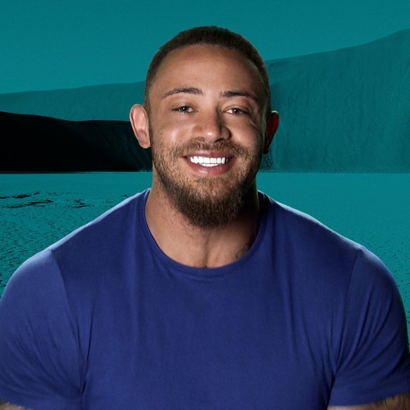 BullionJordan's tweet photo. Girl: Tacha           Guy: Ashley Cain https://t.co/PAJHxagX39