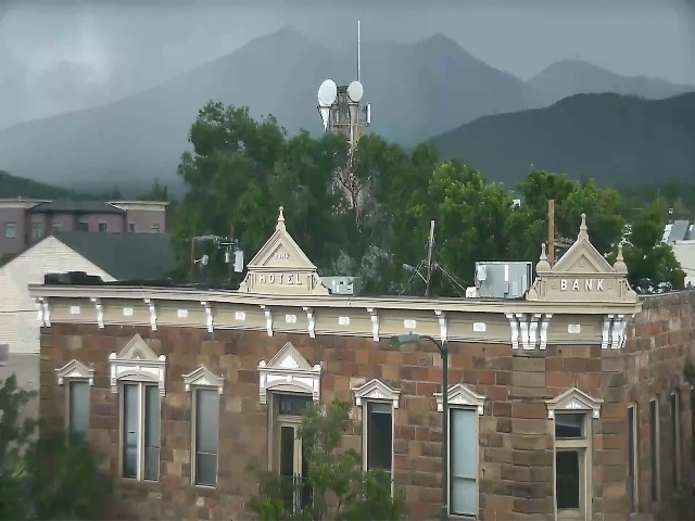 KrystalOrtizWx's tweet photo. ⛈️⛈️ For Flagstaff! Check out the view from the @DiscoverFlg cam. @FOX10Phoenix News isn't on this afternoon because of the World Cup, but if there are any severe warnings I'll share them on here. https://t.co/6pdn5hOWrX