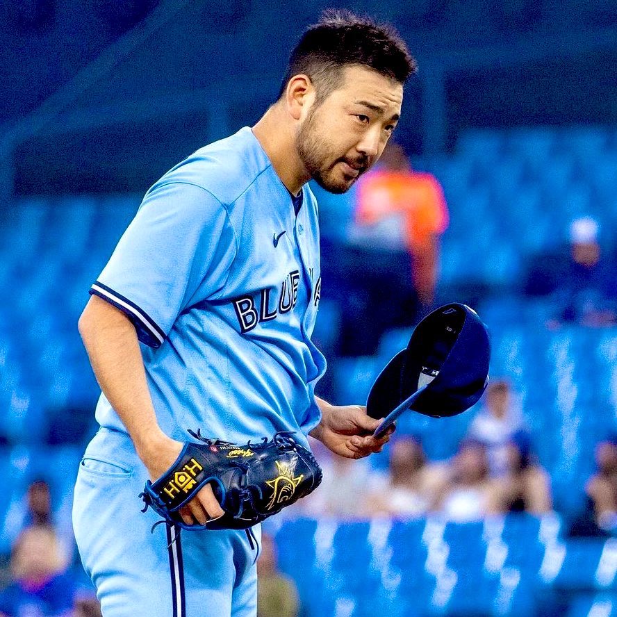 BluejaysAlways's tweet photo. What can Yusei about his pitching on this West Coast Road Trip?! 

11.1 IP
1 ER
3 BB
16 Ks

👍👏🤜 #BlueJays #NextLevel https://t.co/68v46xamxE