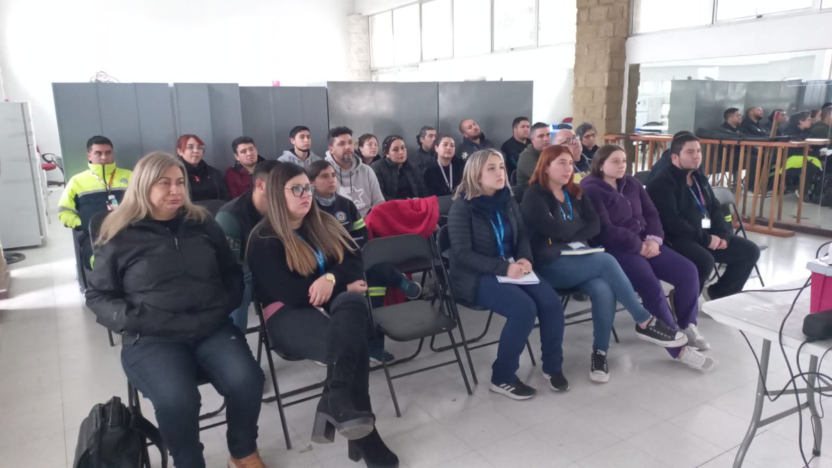 Se realizó curso Stop the Bleed para personal de la Corporación Municipal de la Florida por parte de instructores de <a href="/DECAPCBN/">EFEÑ</a>
<a href="/BomberosNunoa/">Cuerpo de Bomberos de Ñuñoa</a>
<a href="/comandante_cbn/">Comandante CBÑ</a>