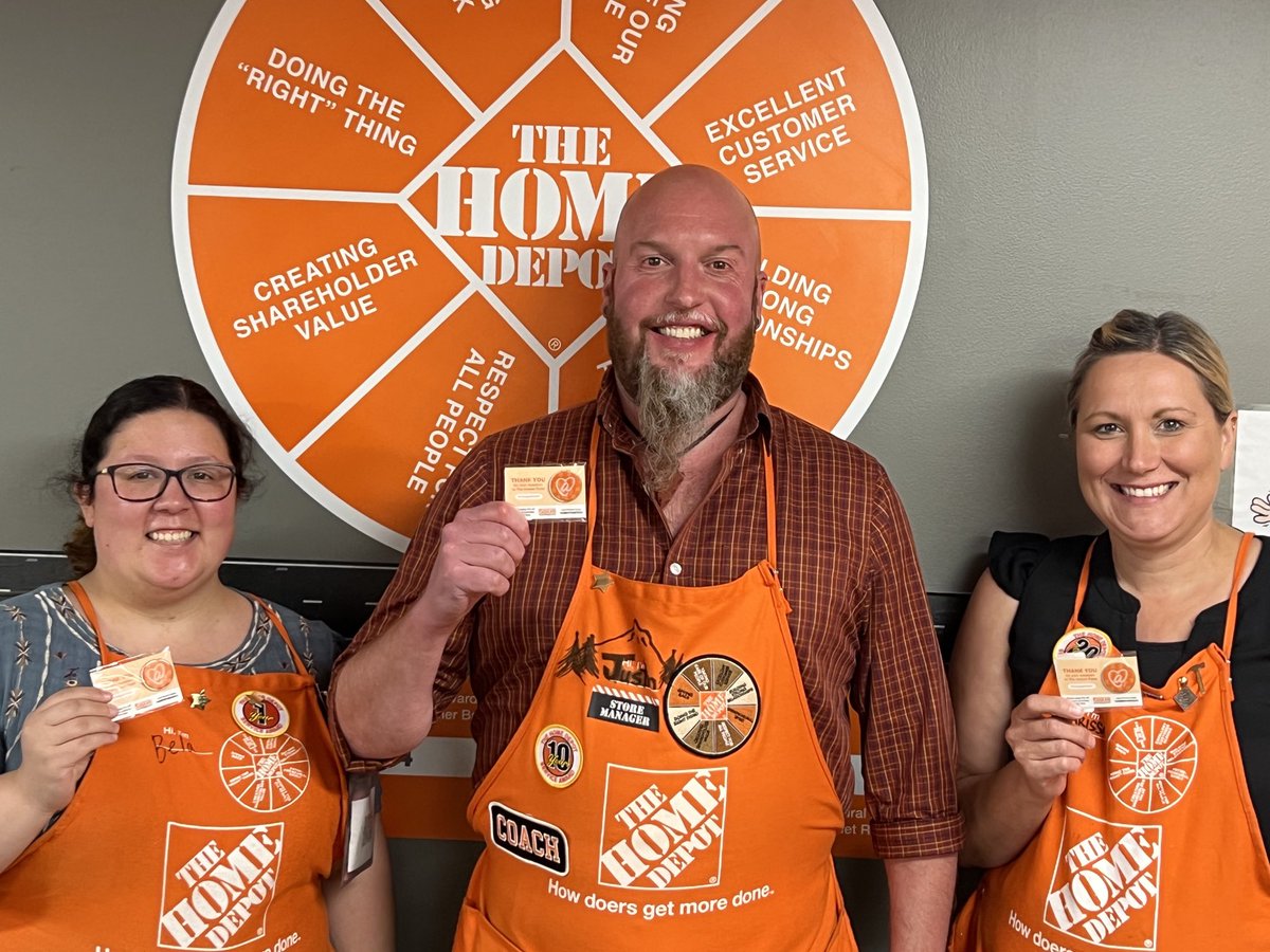 Jim Elsenpeter (@jimelsenpeter) on Twitter photo Our leaders at 4935 with Homer Fund hearts #OarngeAtHeat <a href="/CampSweenScott/">Scott Sweeney</a> <a href="/bergeland_jason/">Jason Bergeland</a> <a href="/JustinGTHD/">Justin Gray</a> Our leaders at 4935 with Homer Fund hearts #OarngeAtHeat <a href="/CampSweenScott/">Scott Sweeney</a> <a href="/bergeland_jason/">Jason Bergeland</a> <a href="/JustinGTHD/">Justin Gray</a>