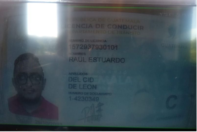 clMariel's tweet photo. ‼️URGENTE‼️

Se acaban de robar a la perrita de mi hija.

Si alguien conoce a este tipo y me puede dar información se los agradeceré.

Ya se puso la denuncia correspondiente. https://t.co/BwfkzxqwC5