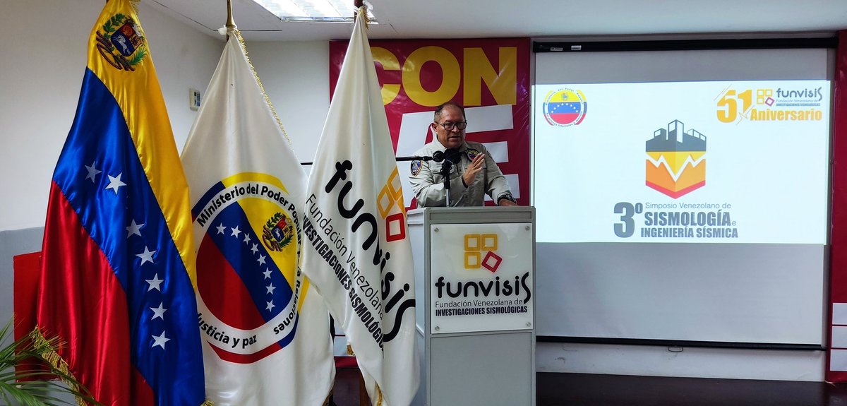 cperezampueda's tweet photo. #26Jul | Cumpliendo instrucciones del A/J @CeballosIchaso1 participamos en el 3º Simposio Venezolano de Sismología e Ingeniería Sísmica, en el marco del 51 aniversario de Funvisis.

#PlanDescontaminaciónDelLago https://t.co/unRKEYVWFF