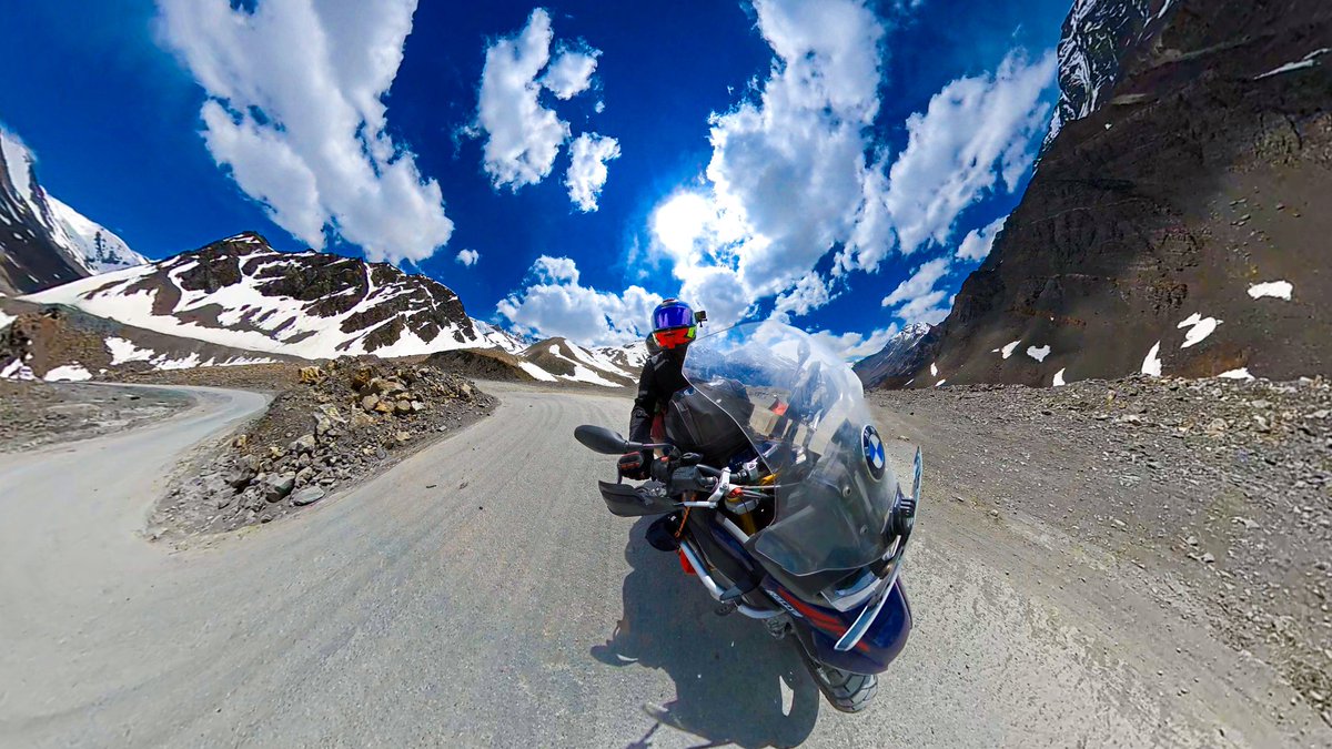 🏍️🏔️ULTIMATE HIMALAYAN THRILL! ❄️🌨️ Riding High at 15,910 ft on Baralacha Pass, Himachal Pradesh! 🏔️🔥 Buckle up for the most daring adventure of a lifetime as I take on the snow-clad terrain of Baralacha Pass in #HimachalPradesh, riding my #BMW310GS! 😎🚀 ❄️