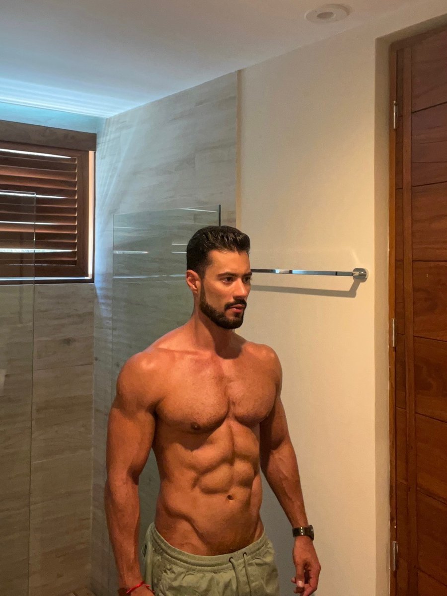 guibarros_gui's tweet photo. Não tenho mais onlyfans, agora sou da igreja 🙏🏻🙌 https://t.co/TEXNpTAKOi