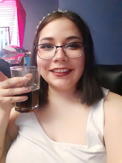 #vodka and #WildCherryPepsi combo. It doesn't taste great, but it does what I ask of it. https://t.c<a href="/tag/vodka"class="tags">#vodka</a><a href="/tag/wildcherrypepsi"class="tags">#WildCherryPepsi</a>