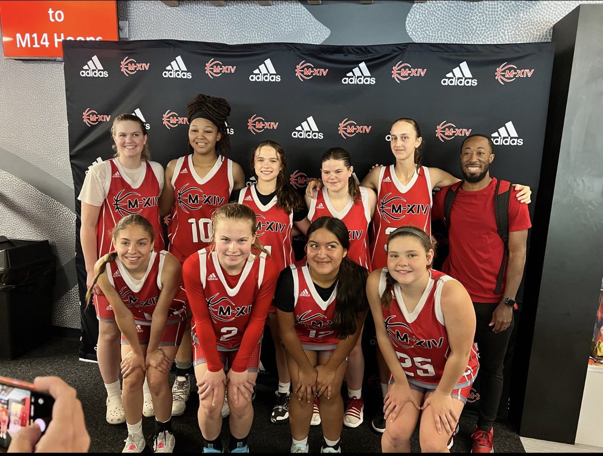 M14 is so proud of our 17U players and families. These ladies had such an incredible ride all year long. M14 is sad to see them go but we know how successful they will all be at the next level. Great job ladies and you will always be part of the M14 family!
#Repthe14