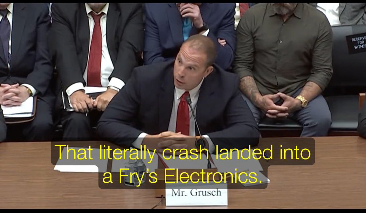americanamemes's tweet photo. These UFO hearings are CRAZY! https://t.co/jCGpvKi71B