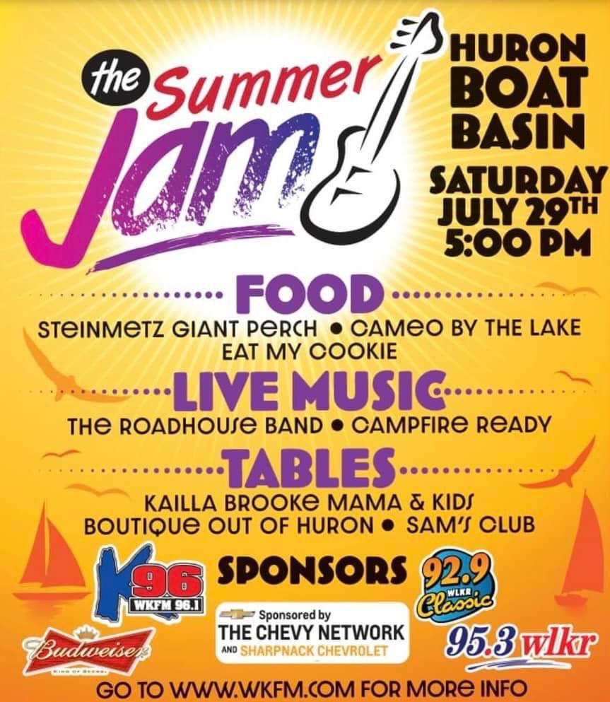 Entertainment on the Huron River this weekend. #boatinghuron #k96 #huronoh #huronboatbasin