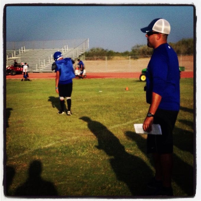 ClayWilliamsRGV's tweet photo. Congratulations to La Grulla head coach Abel Gonzalez on being named to the 2023 class of the Texas A&amp;M-Kingsville Javelina hall of fame! As a #TAMUK QB from 1999-2002, Coach Gonzalez passed for 5,448 yards and 47 TD. The induction ceremony is scheduled for Feb. 16. #RGV #txhsfb https://t.co/oK0N1z5zxB