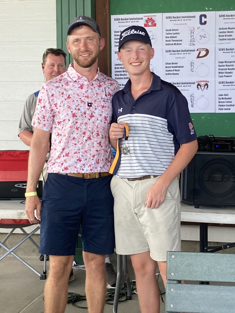 GC_GOLF's tweet photo. Cougar boys golfer Landon Skees finishes 3rd with a 1 under 71 today at Weissinger Hills GC in the Shelby Co Rockets Invit. A personal best for the senior. Congratulations Landon!  @K105sports @DannyCougarPage @GCHS_AD https://t.co/5dDG2J1okE