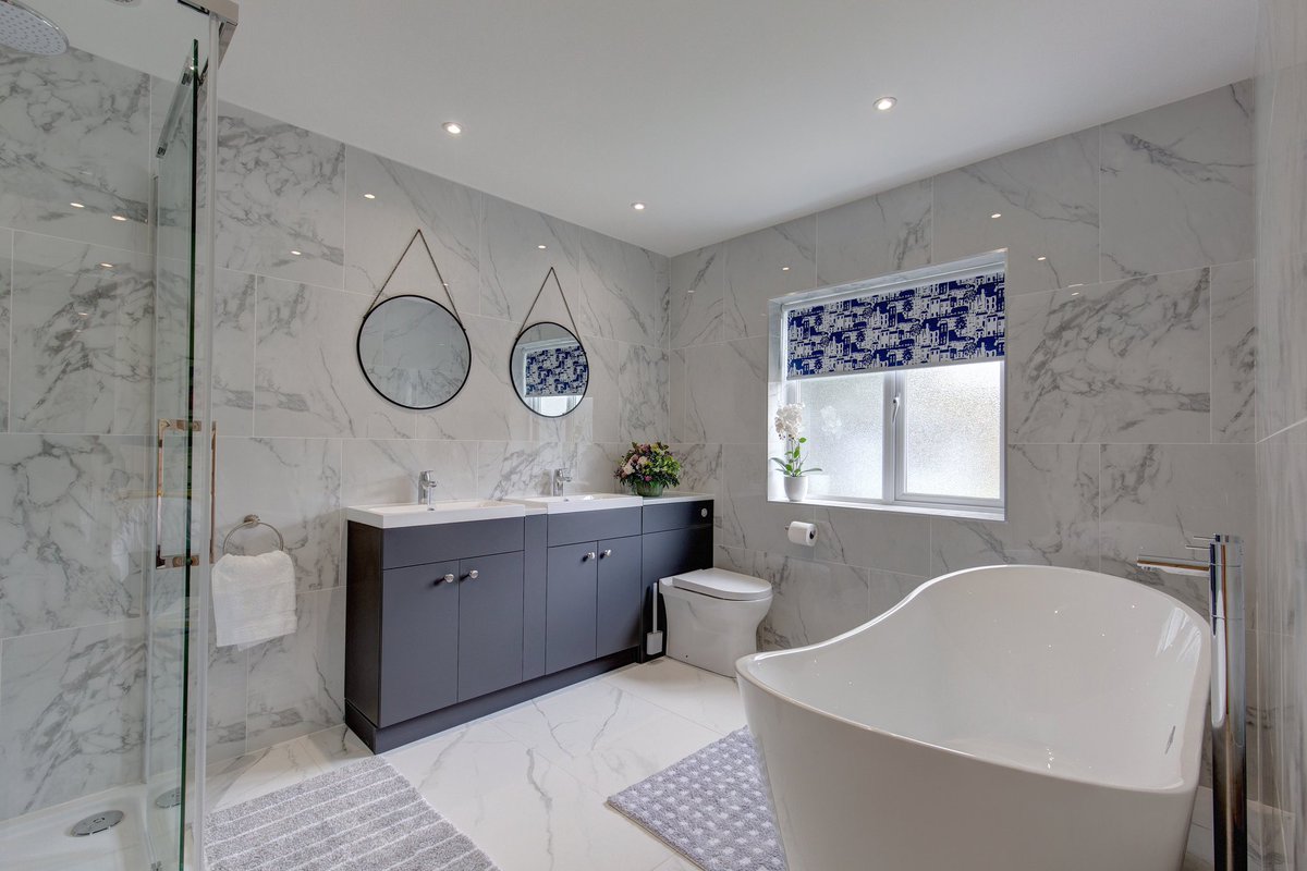 WensumWRetreats's tweet photo. B A T H R O O M S

We absolutely love the fun details in the four bathrooms at Wensum Retreat. 3 x en-suite and a family bathroom 🩵
#wensumretreat #holidayretreat #norfolkretreatwithhottub #hottubretreat #wwr #wensumwaterretreats #swimmingpoolholiday #hottubholiday #norfolk https://t.co/qoUwndP2wS