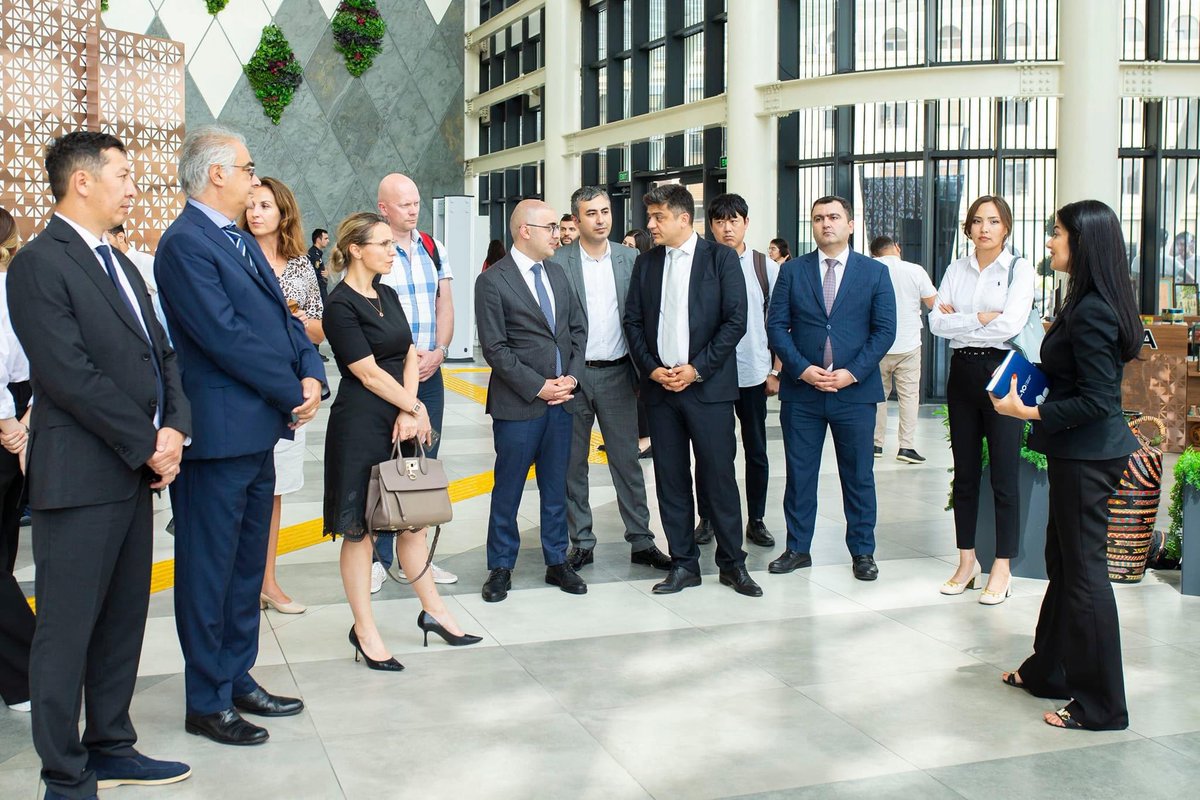 GasimovaT's tweet photo. International experts visited “ASAN service” and got acquainted with the activities of SAPSSI.

@asanxidmat @AquaroUn https://t.co/tvcQ9wI2JW